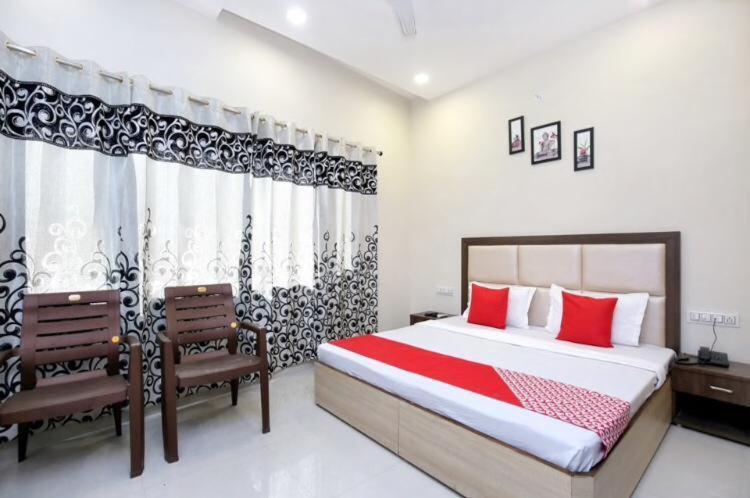 Forever Inn Hotel Near Golden Temple อัมริตสา ภายนอก รูปภาพ